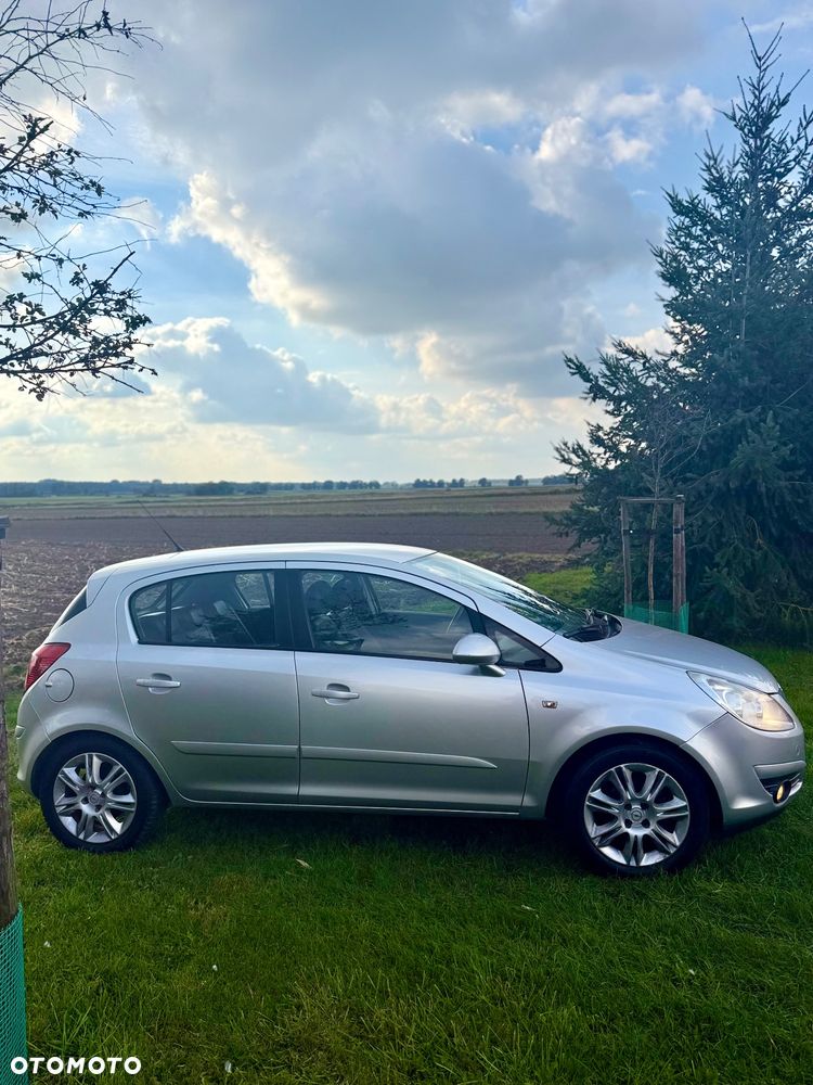 Opel Corsa - 8
