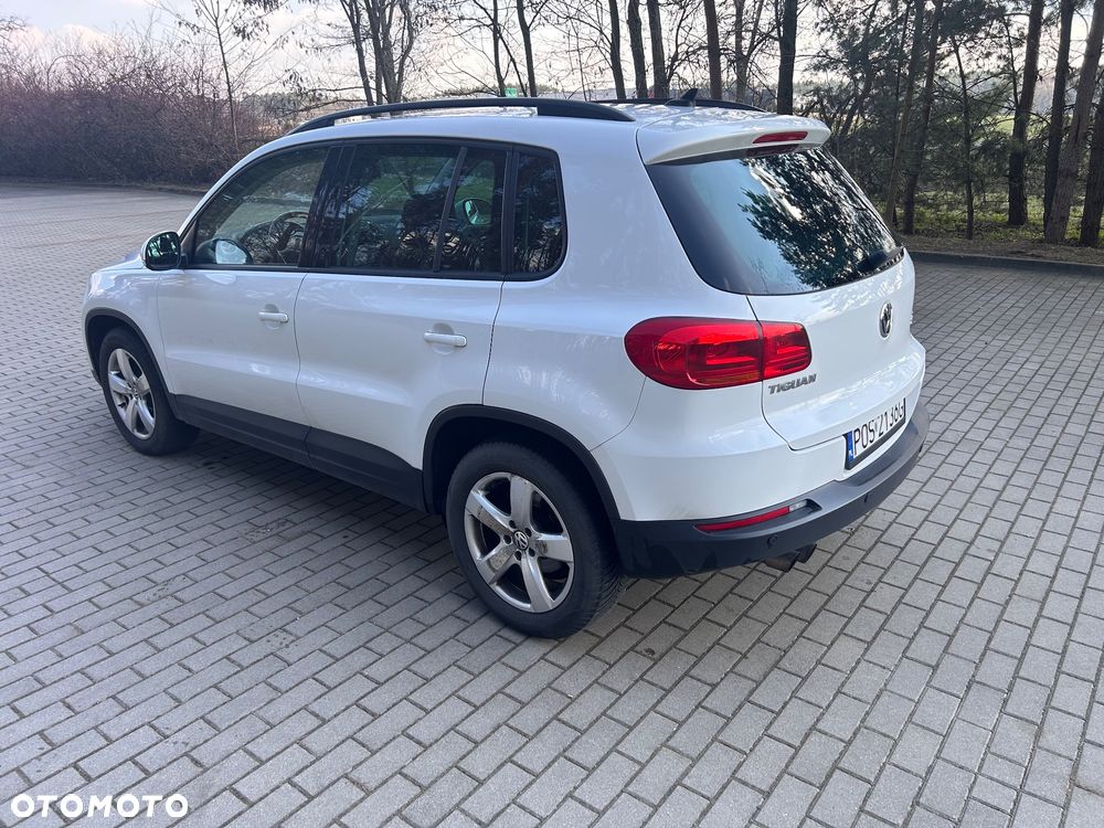 Volkswagen Tiguan 2.0 TDI DPF BlueMotion Technology Exclusive - 6