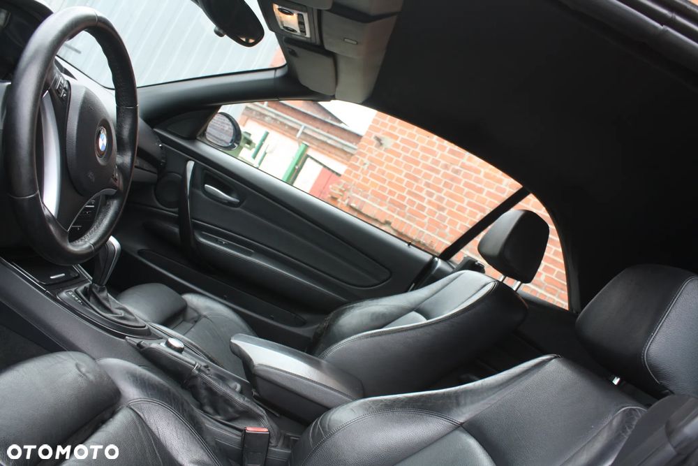 BMW Seria 1 120i Limited Edition Lifestyle mit M Sportpaket - 35