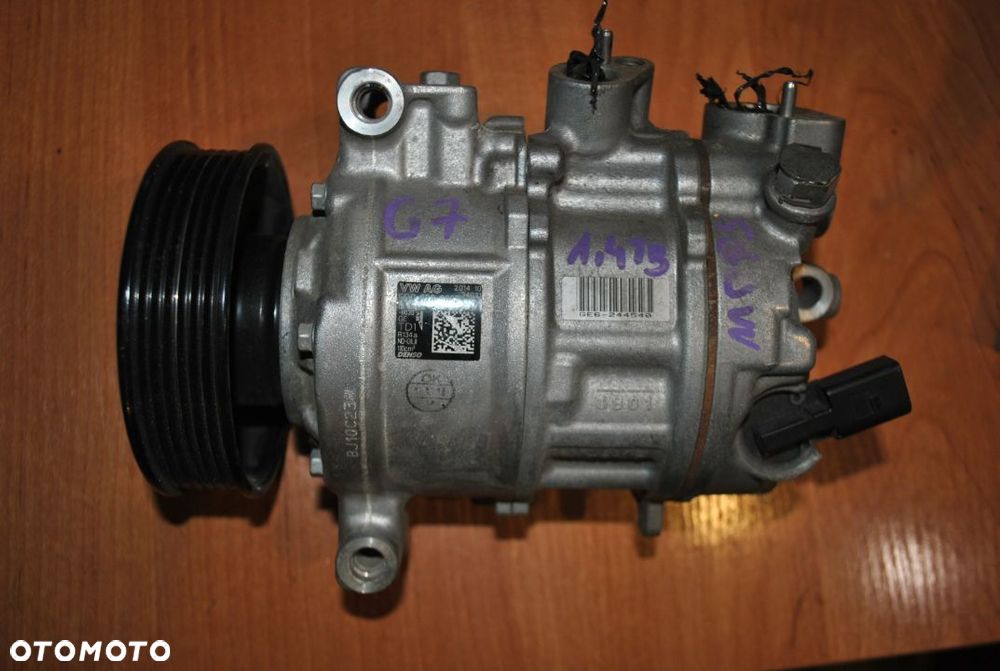 Sprężarka klimatyzacji VW Golf VII 5Q8820803F - 1