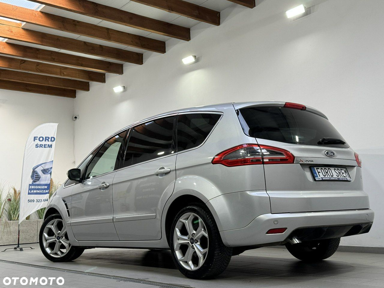 Ford S-Max 2.0 TDCi DPF Titanium X - 16