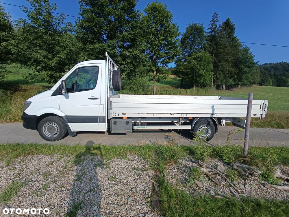 Mercedes-Benz Sprinter 319 - 4
