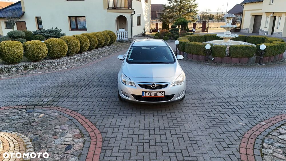 Opel Astra 1.7 CDTI DPF Sport - 2