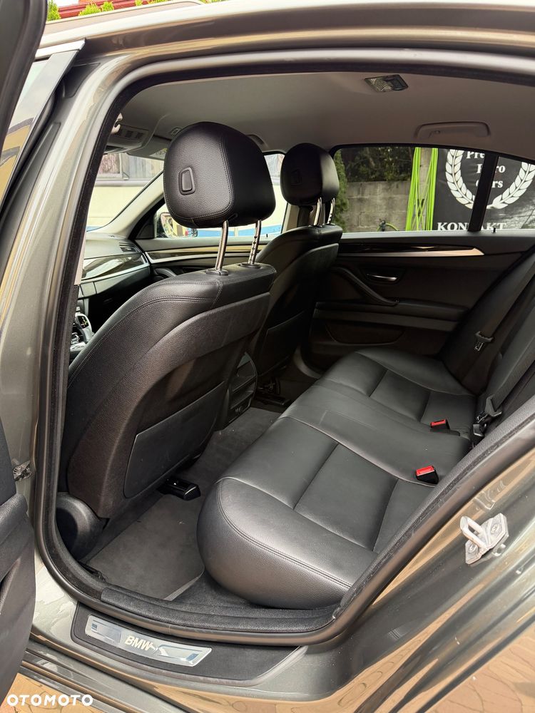 BMW Seria 5 520d Efficient Dynamics Edition Luxury Line - 28