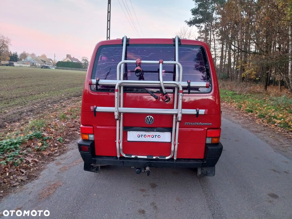Volkswagen Multivan - 4