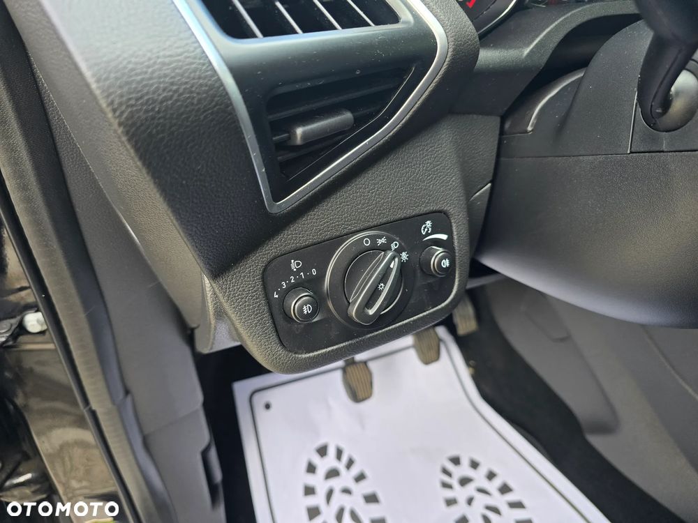 Ford Kuga 2.0 TDCi 4WD Titanium - 34
