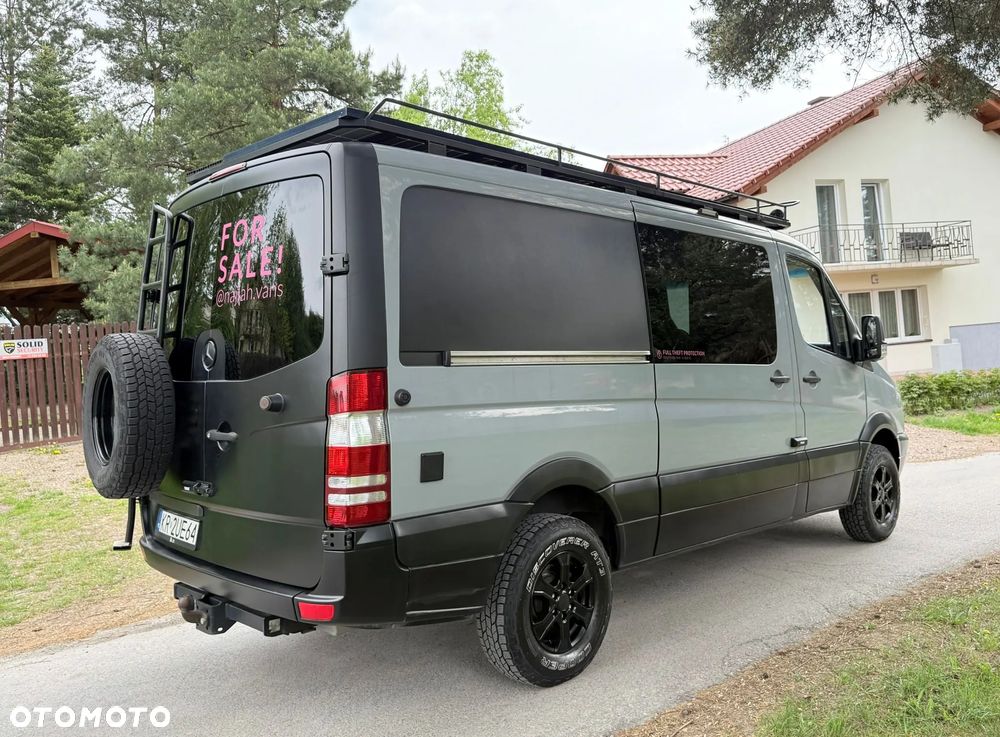 Mercedes-Benz Sprinter - 11