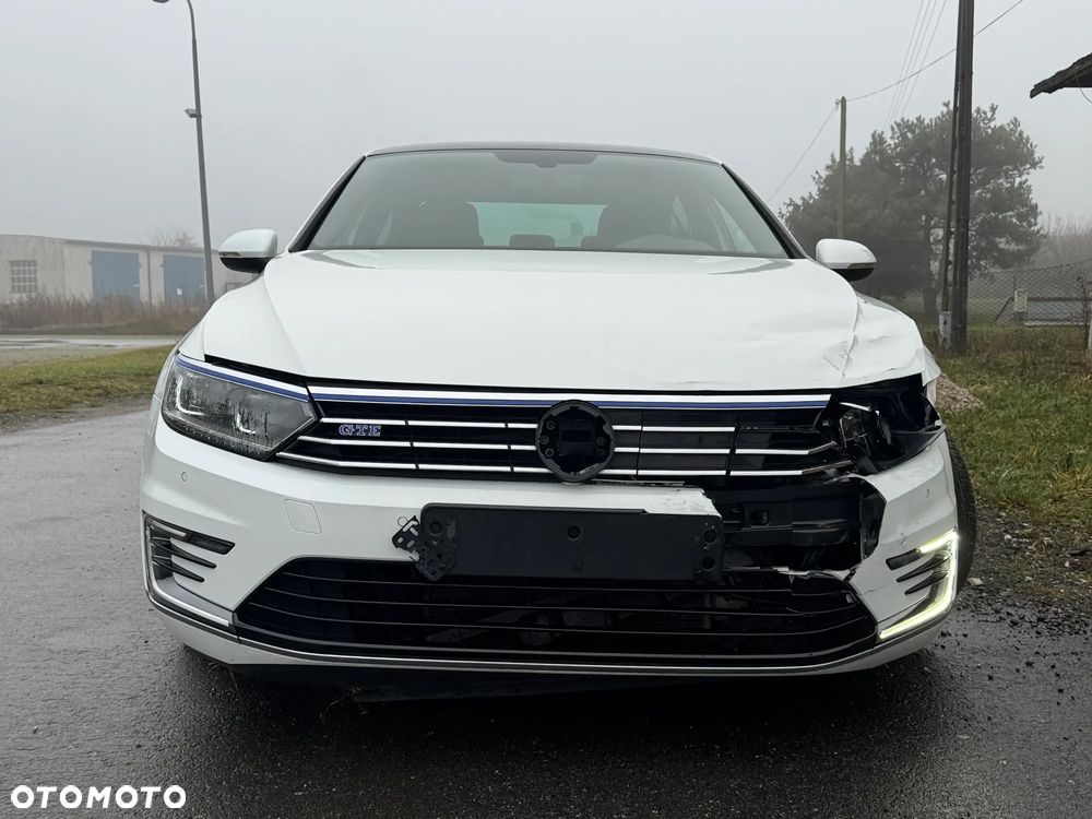 Volkswagen Passat - 28