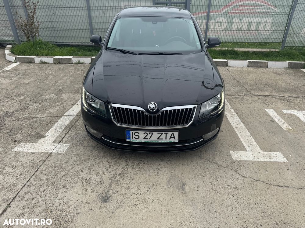 Skoda Superb 2.0 TDI Ambition - 3
