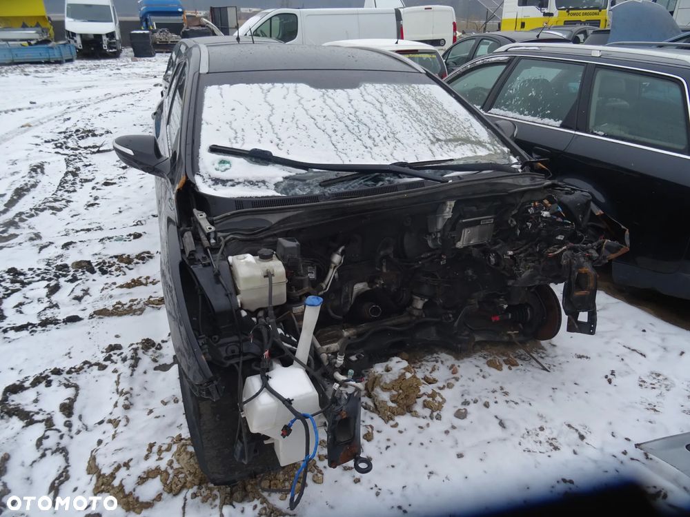 Hyundai i40 na części drzwi klapa zderzak błotnik lampy NKA - 2