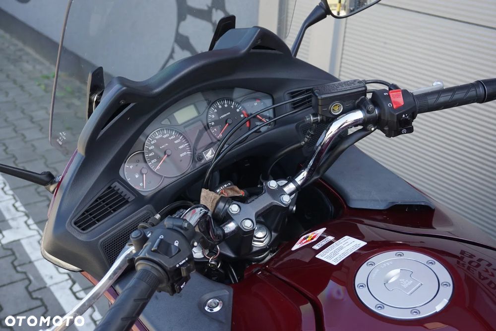 Honda NTV - 16