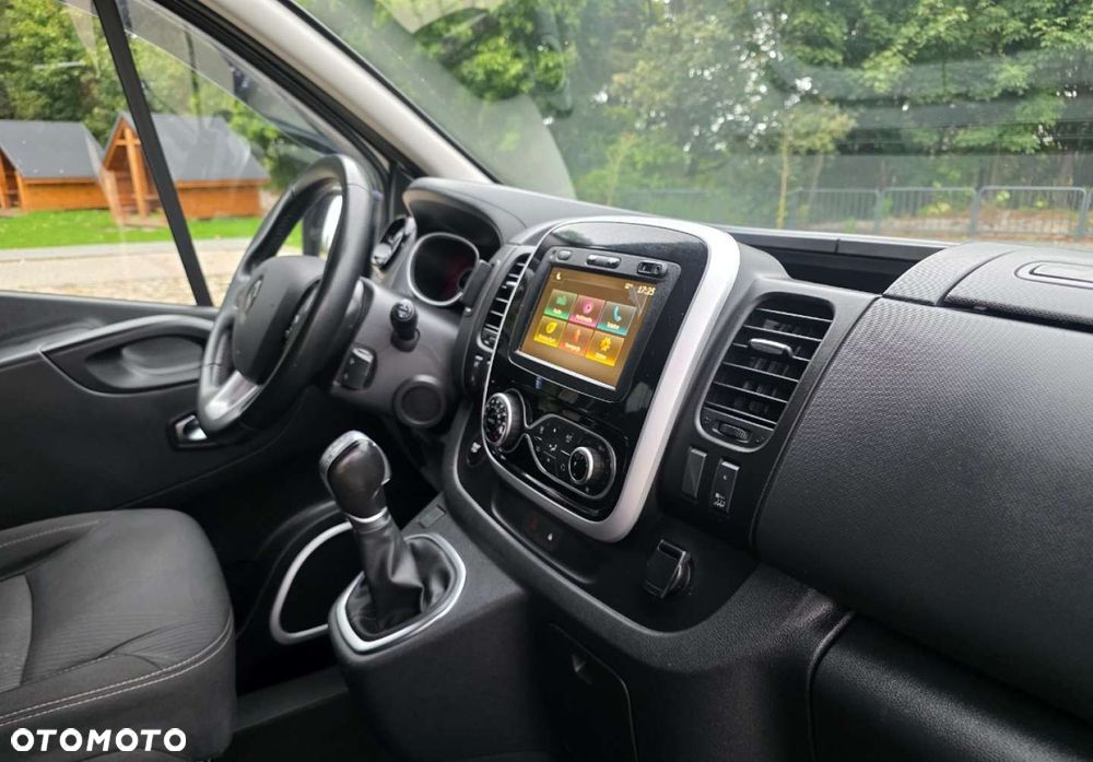 Renault Trafic - 18