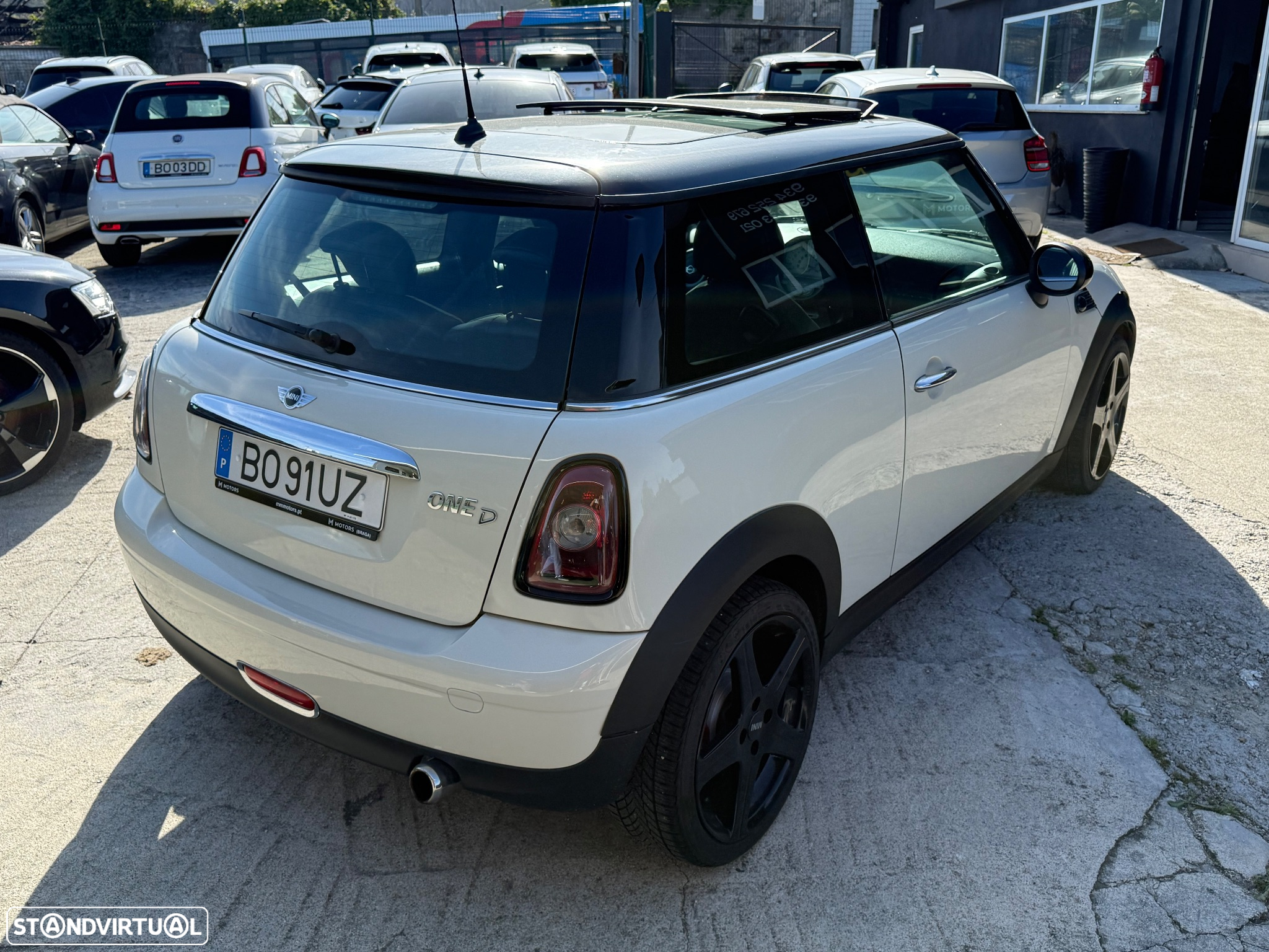MINI 3 Portas Cooper D - 29