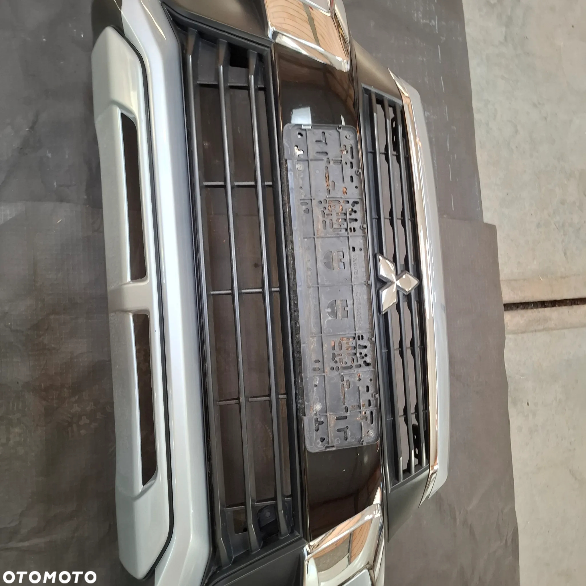MITSUBISHI ASX 2015- 2016- ZDERZAK PRZÓD KOMPLETNY DEMONTAZ SREBRNY A31 U25 CHROMY - 6