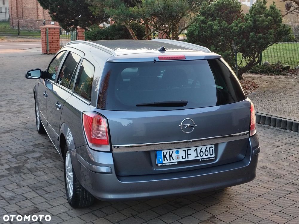 Opel Astra 1.6 Easytronic NAVI - 31