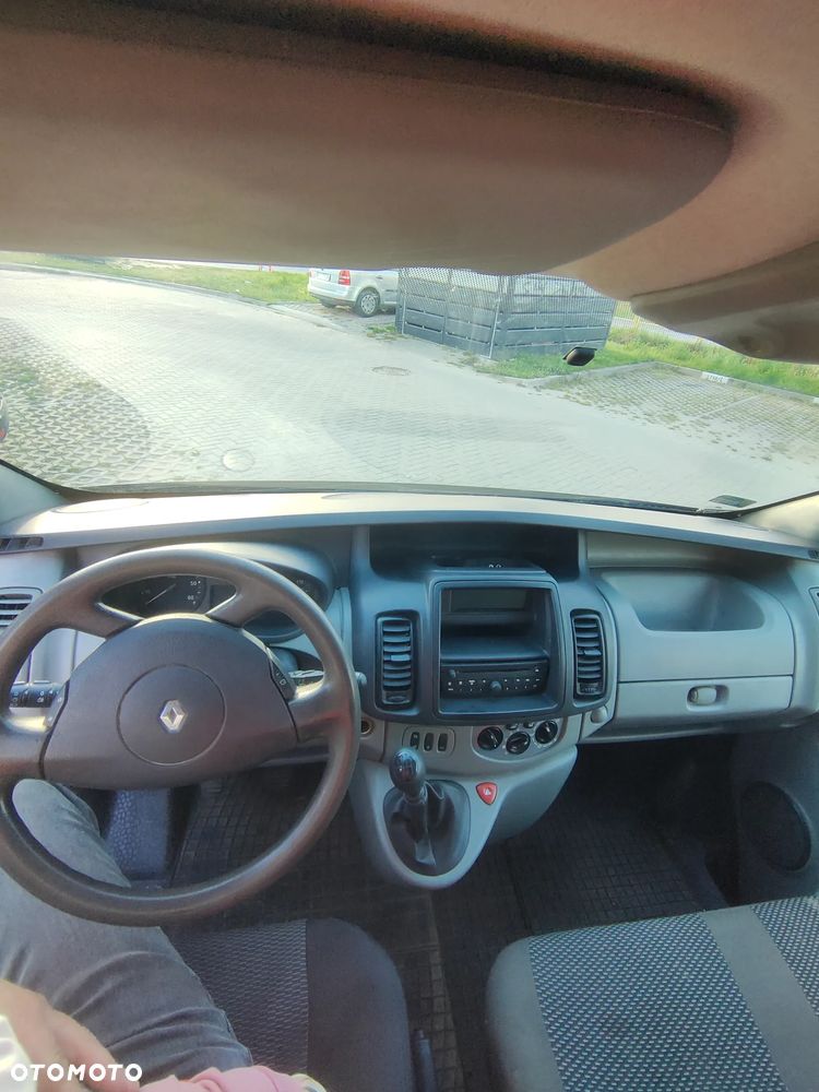 Renault Trafic - 9