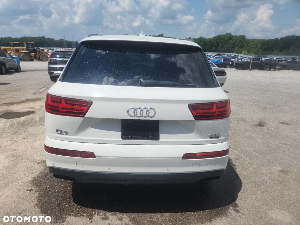Audi Q7 3.0 TFSI Quattro Tiptronic - 7