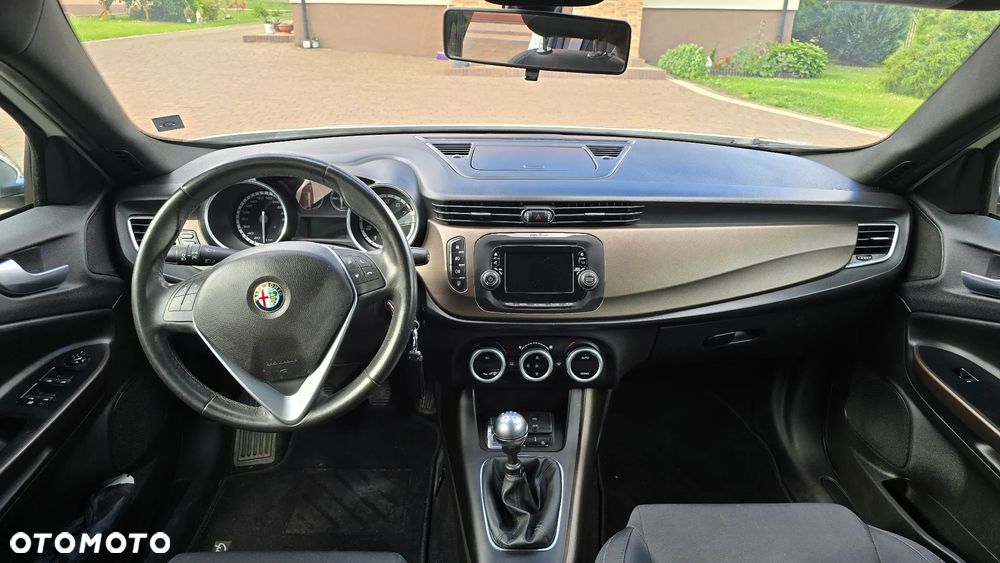 Alfa Romeo Giulietta 1.4 TB Impression - 8