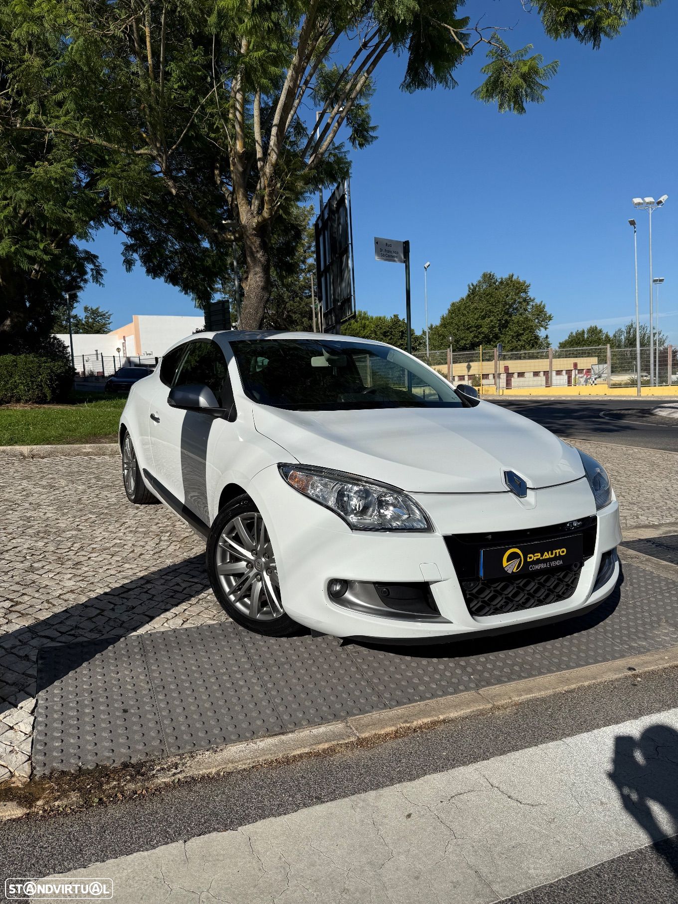 Renault Mégane Coupe 1.5 dCi GT Line - 1
