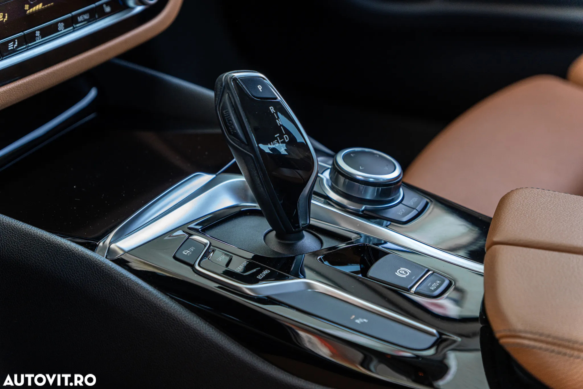 BMW Seria 5 520d AT - 3