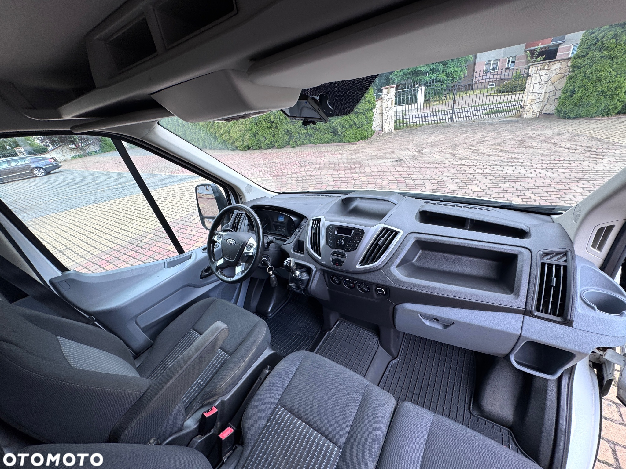Ford Transit - 11