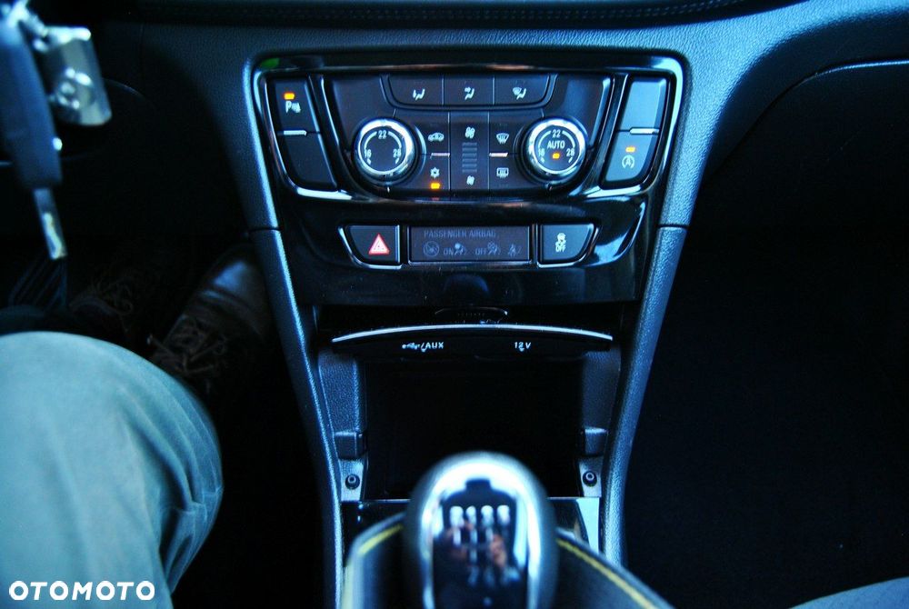 Opel Mokka 1.4 Turbo ecoFLEX Start/Stop Color Innovation - 11