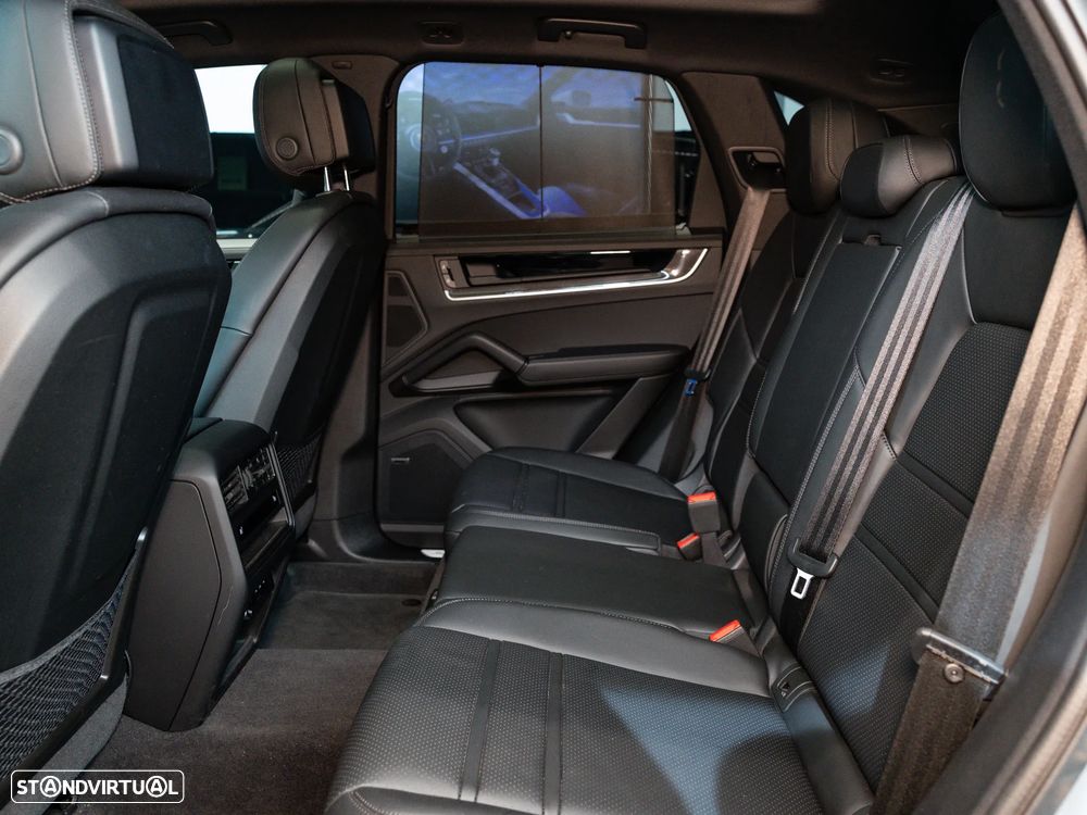 Porsche Cayenne S E-Hybrid - 26