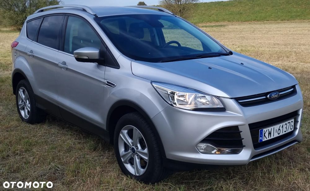Ford Kuga - 1