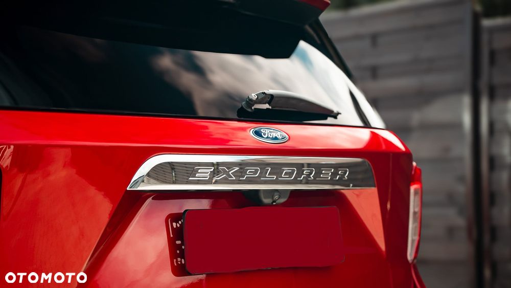 Ford Explorer - 4