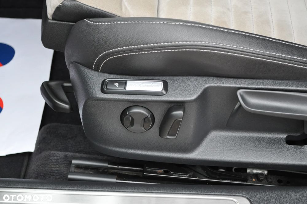 Volkswagen Passat 2.0 TDI BMT Highline DSG - 22