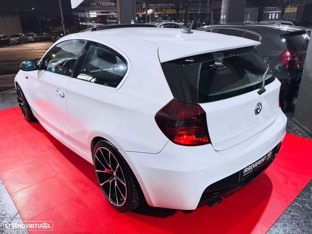 BMW 118 d Pack M - 4