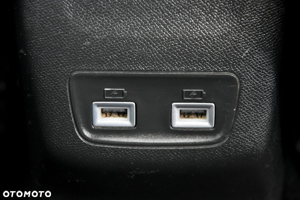 Peugeot 2008 ver-puretech-130-eat8-gt - 24
