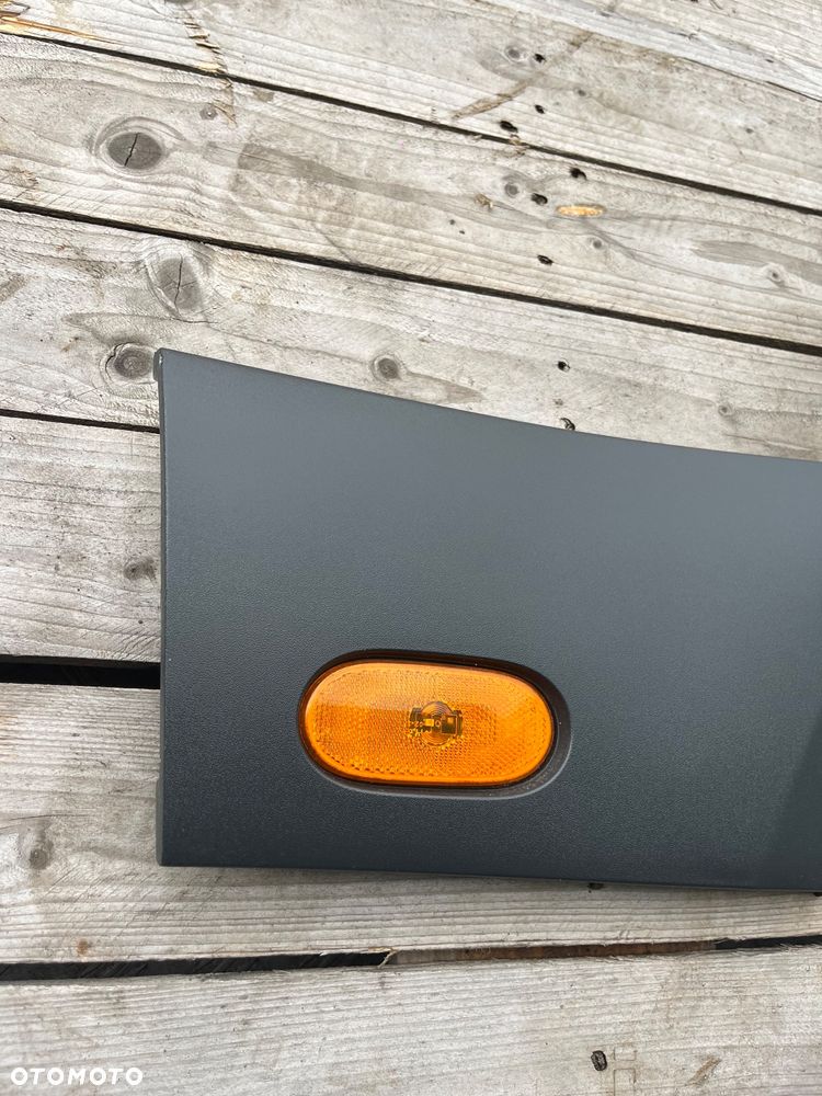 Listwa Mercedes Sprinter W910 - 2