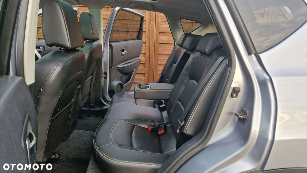Nissan Qashqai 2.0 360 - 23