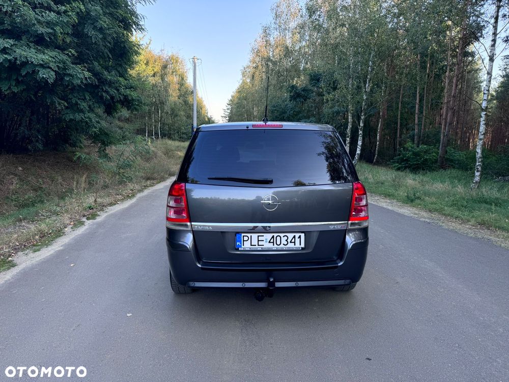 Opel Zafira 2010 photo 5
