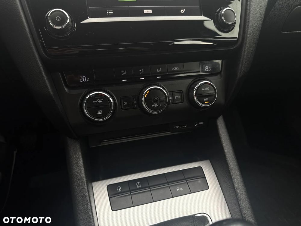 Skoda Octavia 2.0 TDI Style DSG - 16