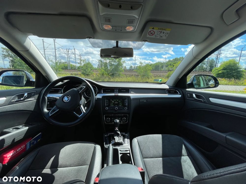 Skoda Superb 2.0 TSI Elegance DSG - 12