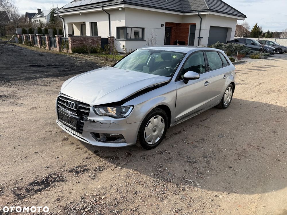 Audi A3 Sportback - 13