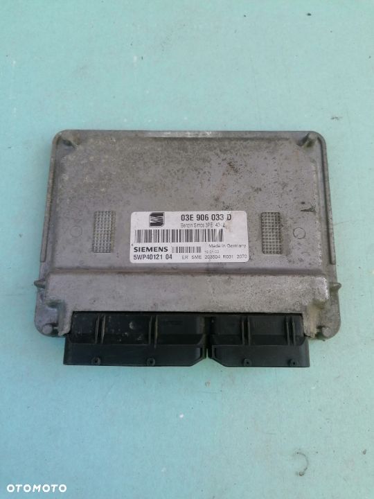 SEAT IBIZA III KOMPUTER STEROWNIK SILNIKA 03E906033D - 1