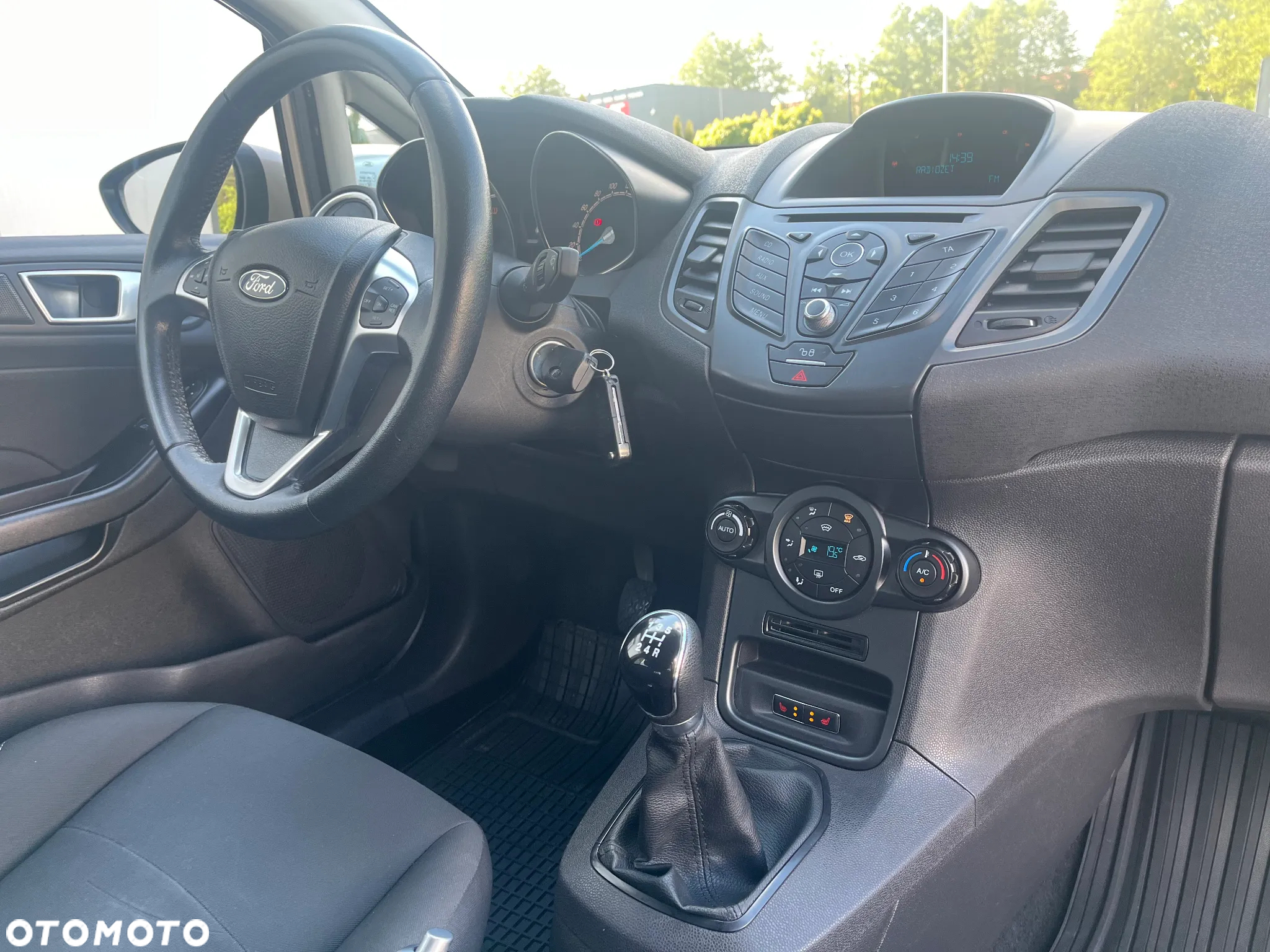 Ford Fiesta 1.4 Titanium - 14