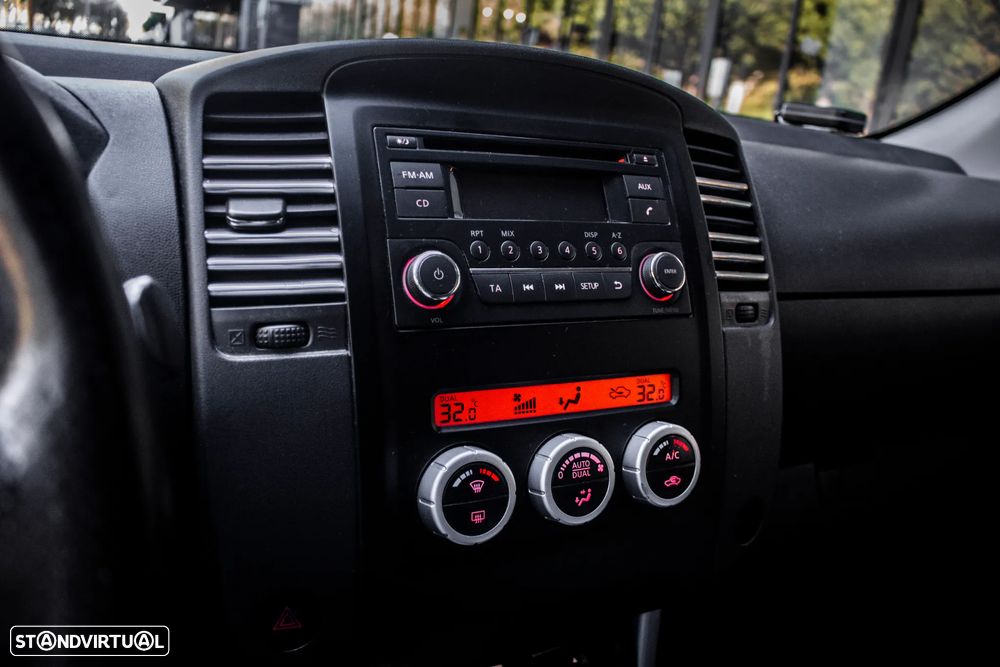 Nissan Navara 2.5 dCi CD SE AT 4WD - 22