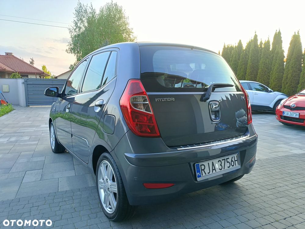 Hyundai i10 1.1 Comfort - 24