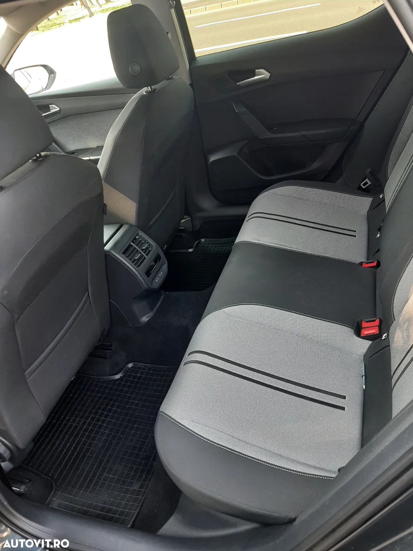 Seat Leon 1.5 eTSI mHEV DSG7 Style - 8