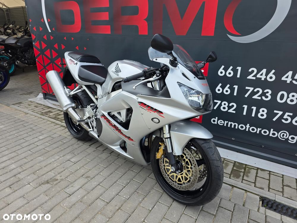 Honda CBR - 17