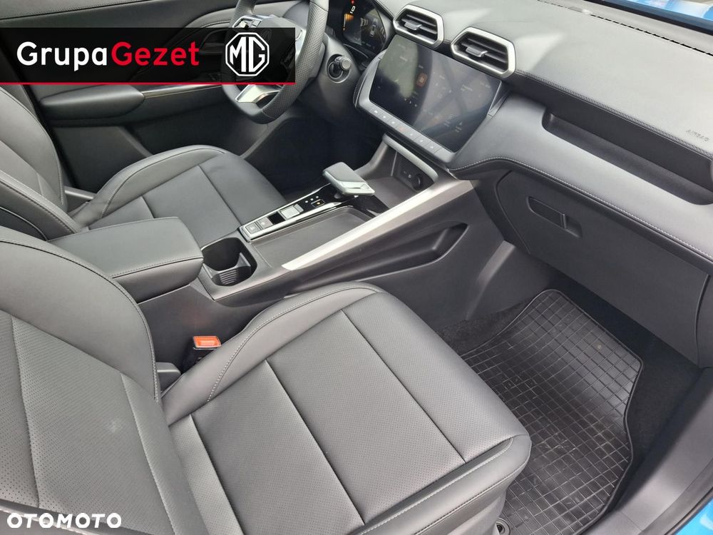 MG ZS - 8