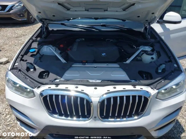 BMW X3 xDrive30i - 9