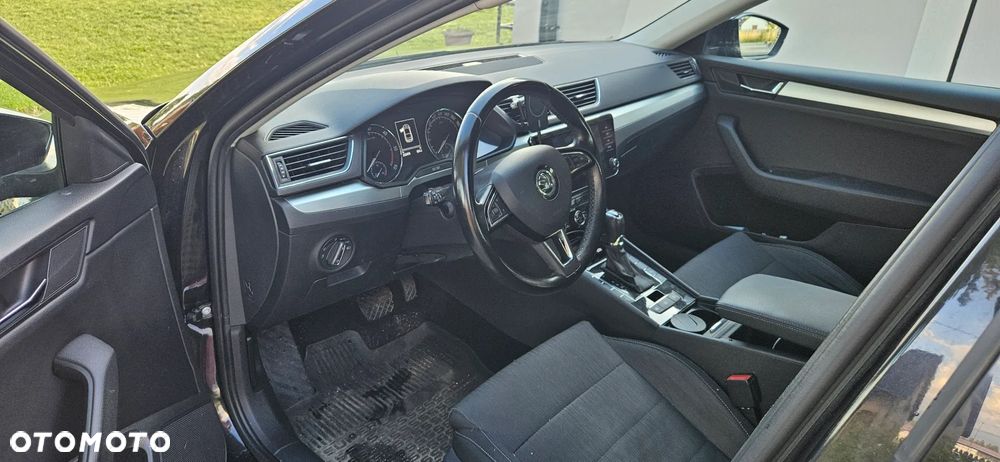 Skoda Superb 2.0 TDI Ambition DSG - 7