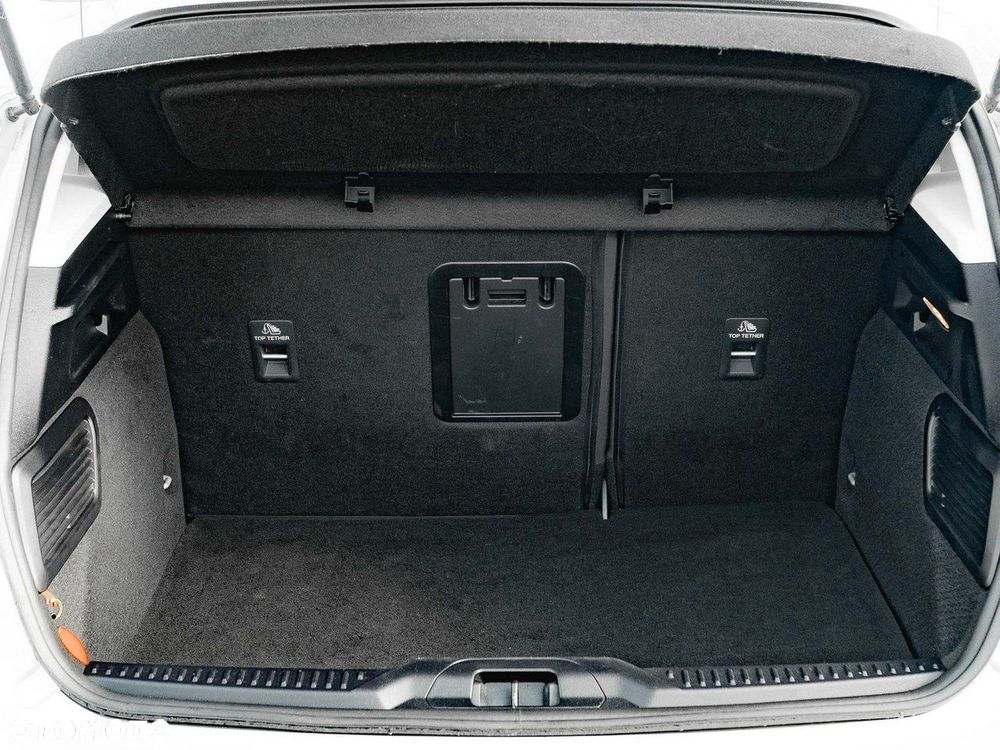 Ford Focus - 27