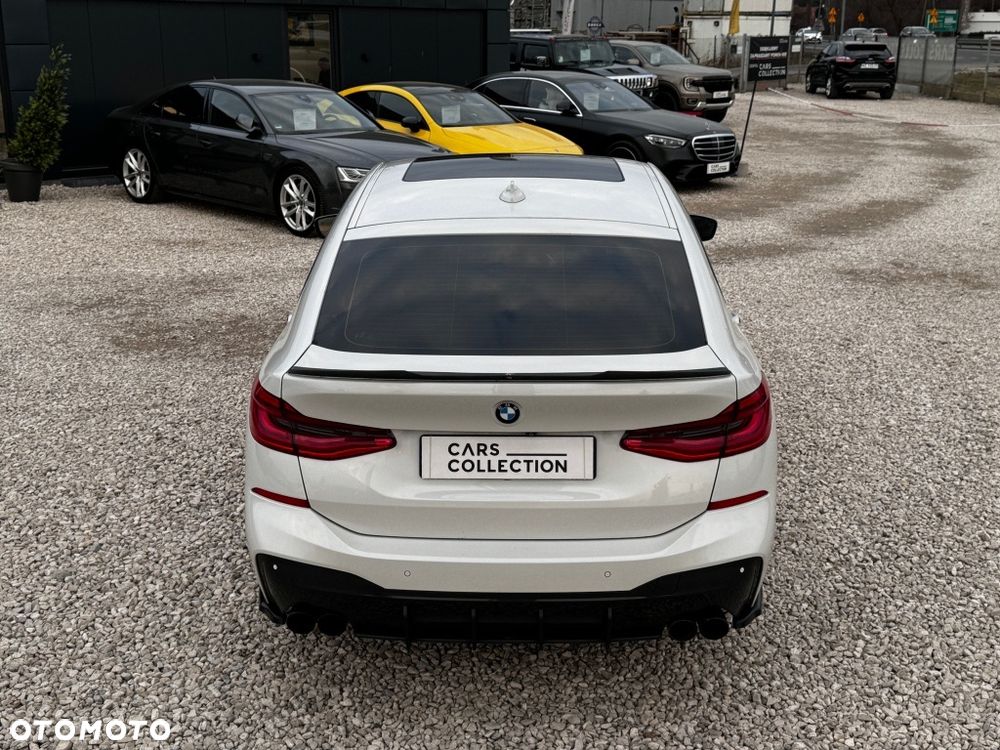 BMW 6GT - 5