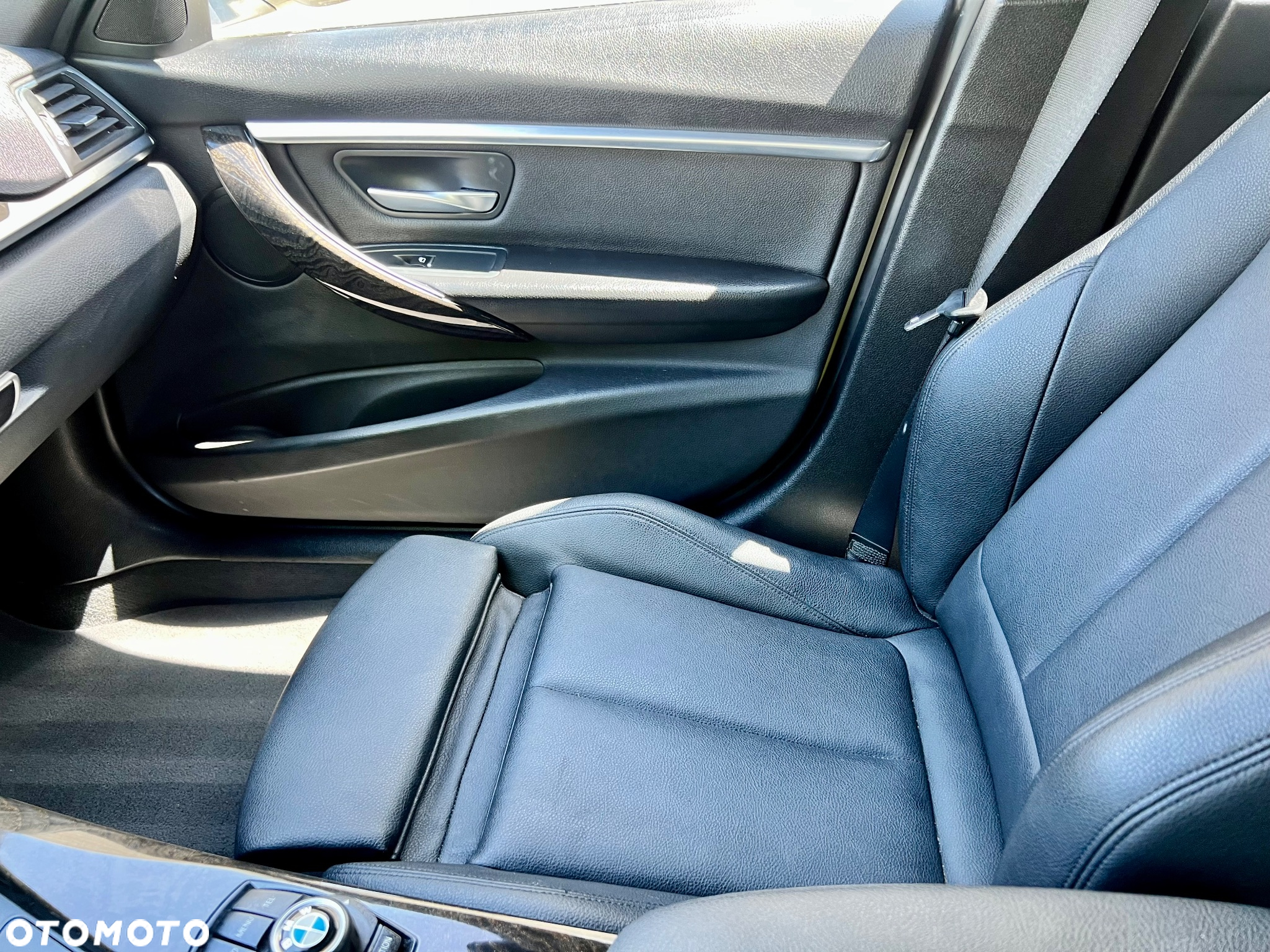 BMW Seria 3 330i Sport Line Shadow - 6